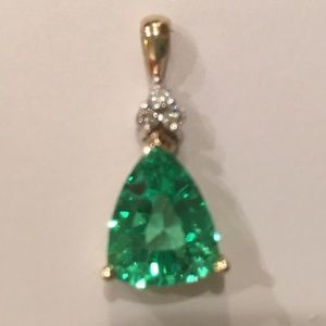 Green topaz pendant